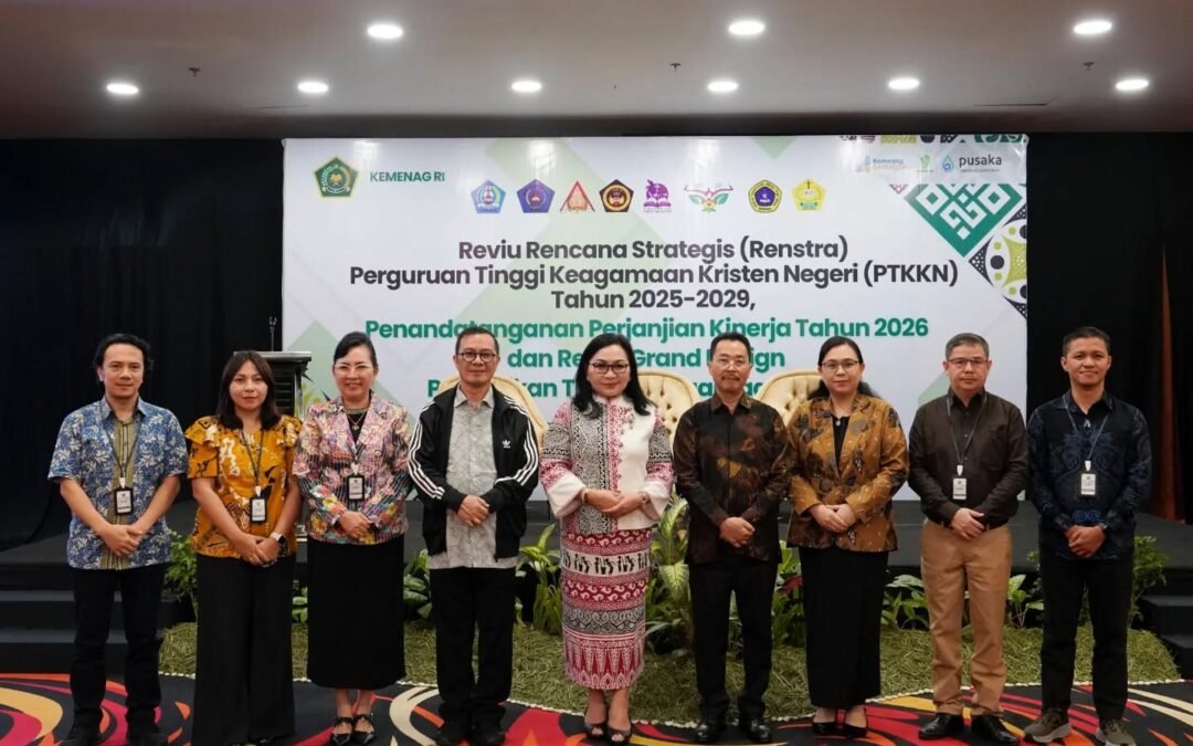 IAKN Manado Ikut Serta dalam Reviu Renstra PTKKN 2025–2029 dan Penandatanganan Perjanjian Kinerja di Makassar