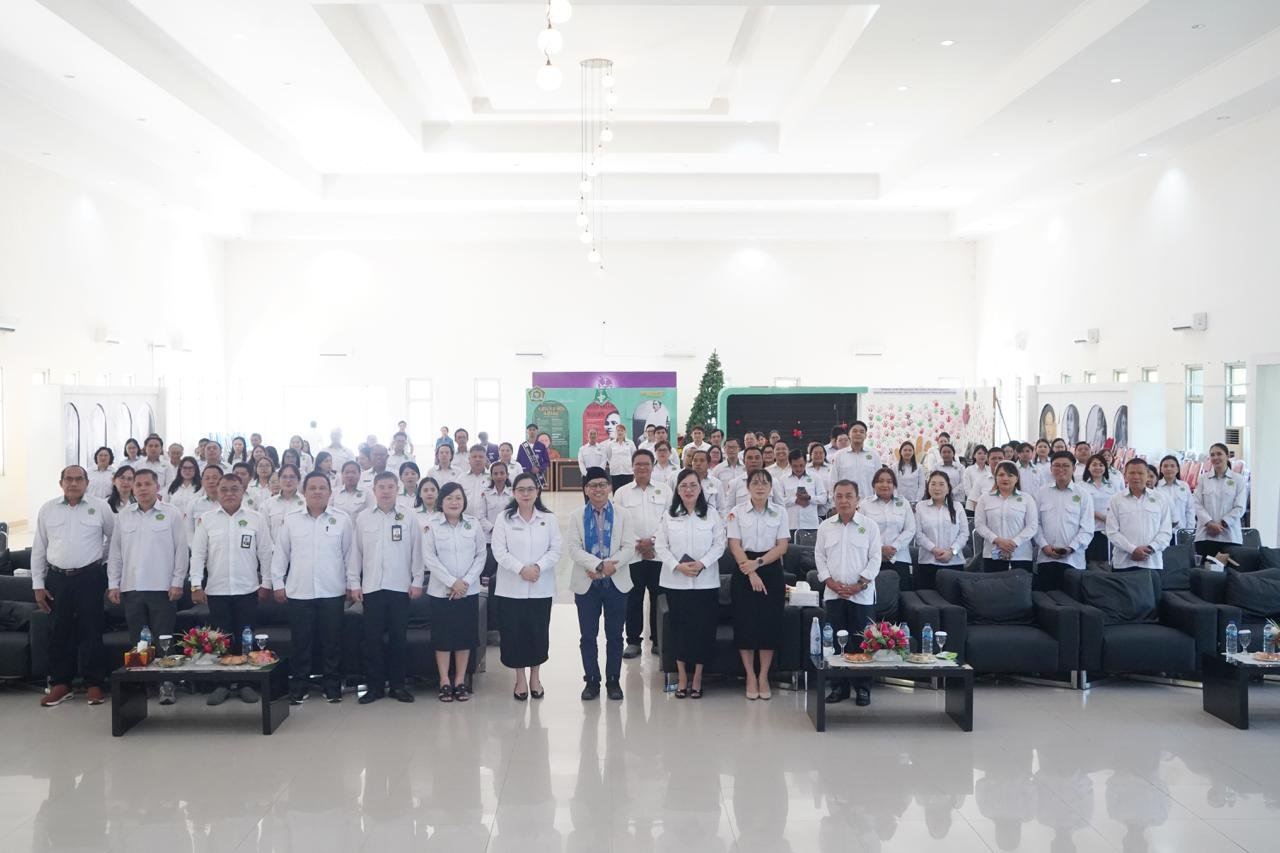 Koordinator Staf Khusus Menag RI Beri Pembinaan ASN di IAKN Manado, Tekankan Ekoteologi dan Kurikulum Cinta